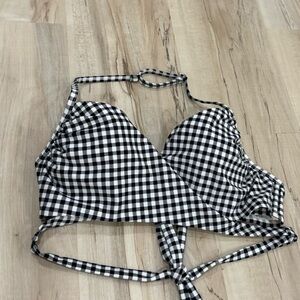 Old Navy NWT Gingham Print Wrap Swim top